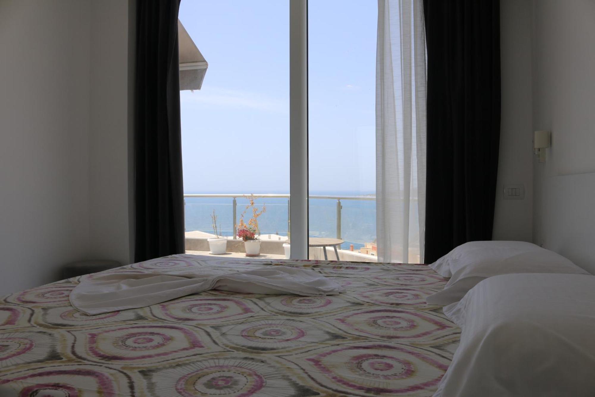Infinity Sea View Penthouse Apartment Саранде Екстериор снимка